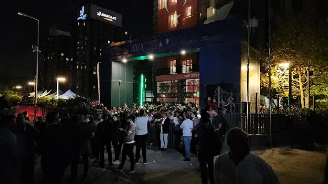 Foto - Gürsel Tekin: İstanbul İl Başkanlığı’na kucaklaşmaya gideceğim! Özgür Özel'den randevu istedim dönüş yapmadı