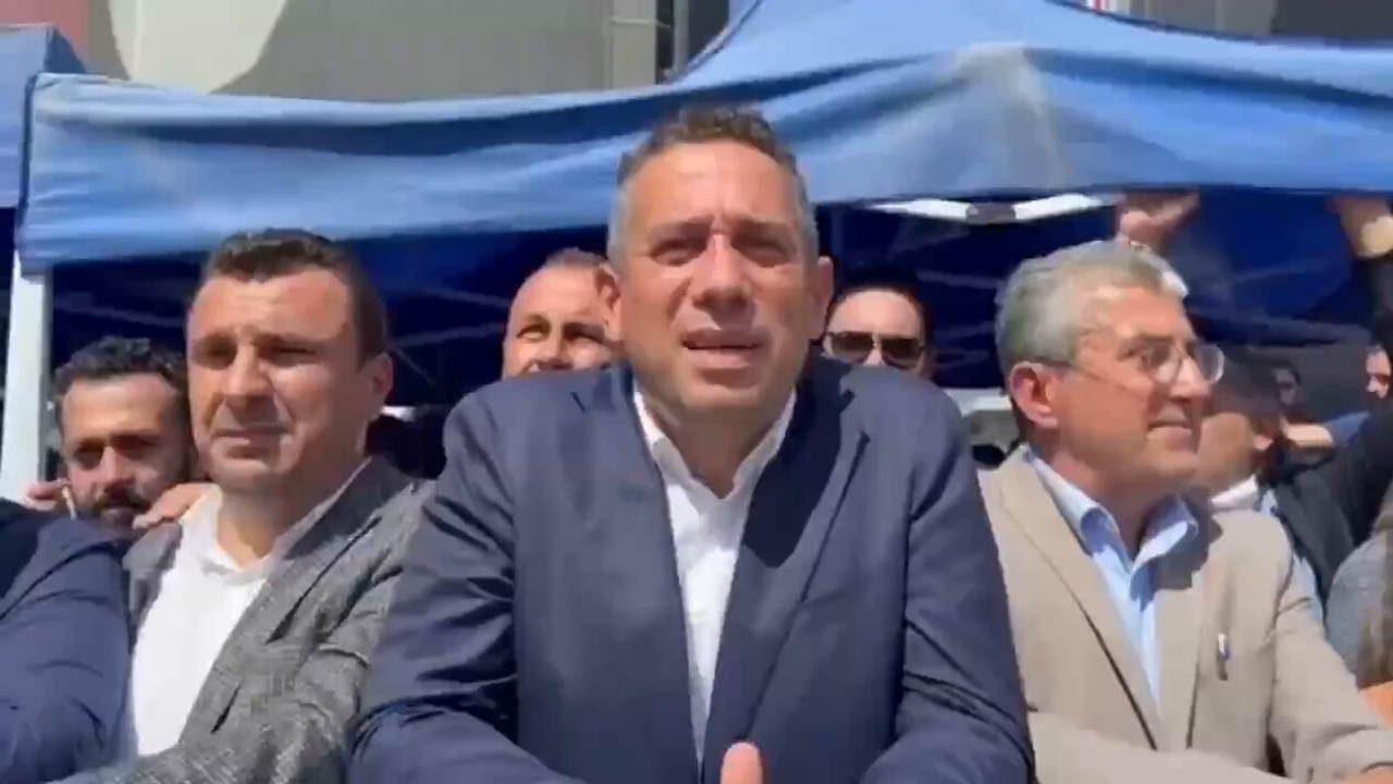 Foto - Gürsel Tekin’den CHP’nin "zıp zıpına" çok sert tepki: Ağzınızdan dökülenler çamur değil, lağım olmuş