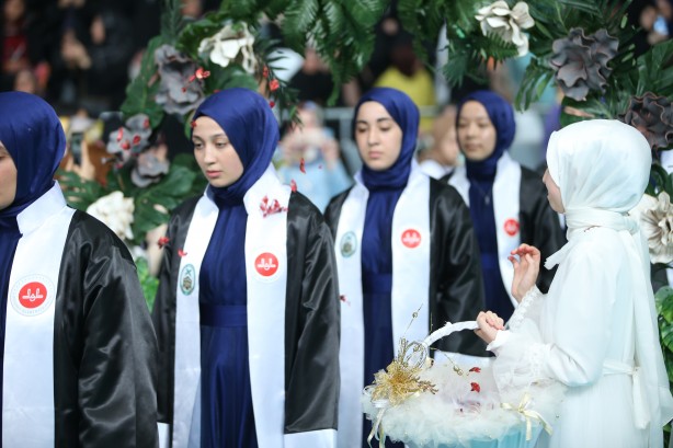 Foto - Gururlandıran tablo! 71 hafız icazetnamelerini aldı