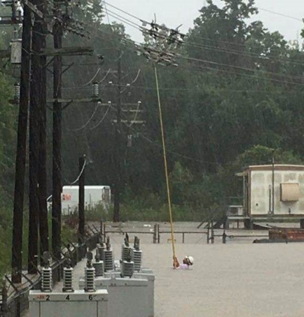 Foto - Güvenlik bu insanların umurunda değil!