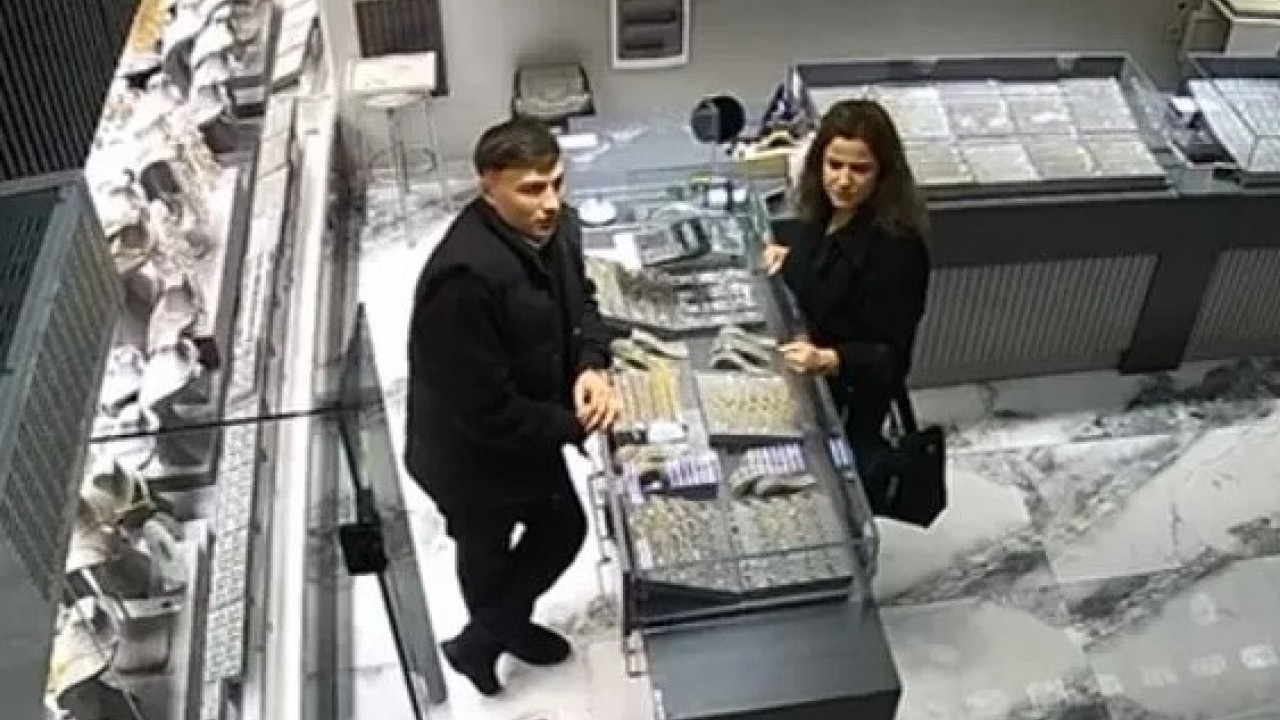 Foto - Güzellik uzmanının oyununu WhatsApp grubu deşifre etti! Sahte altınla büyük dolandırıcılık