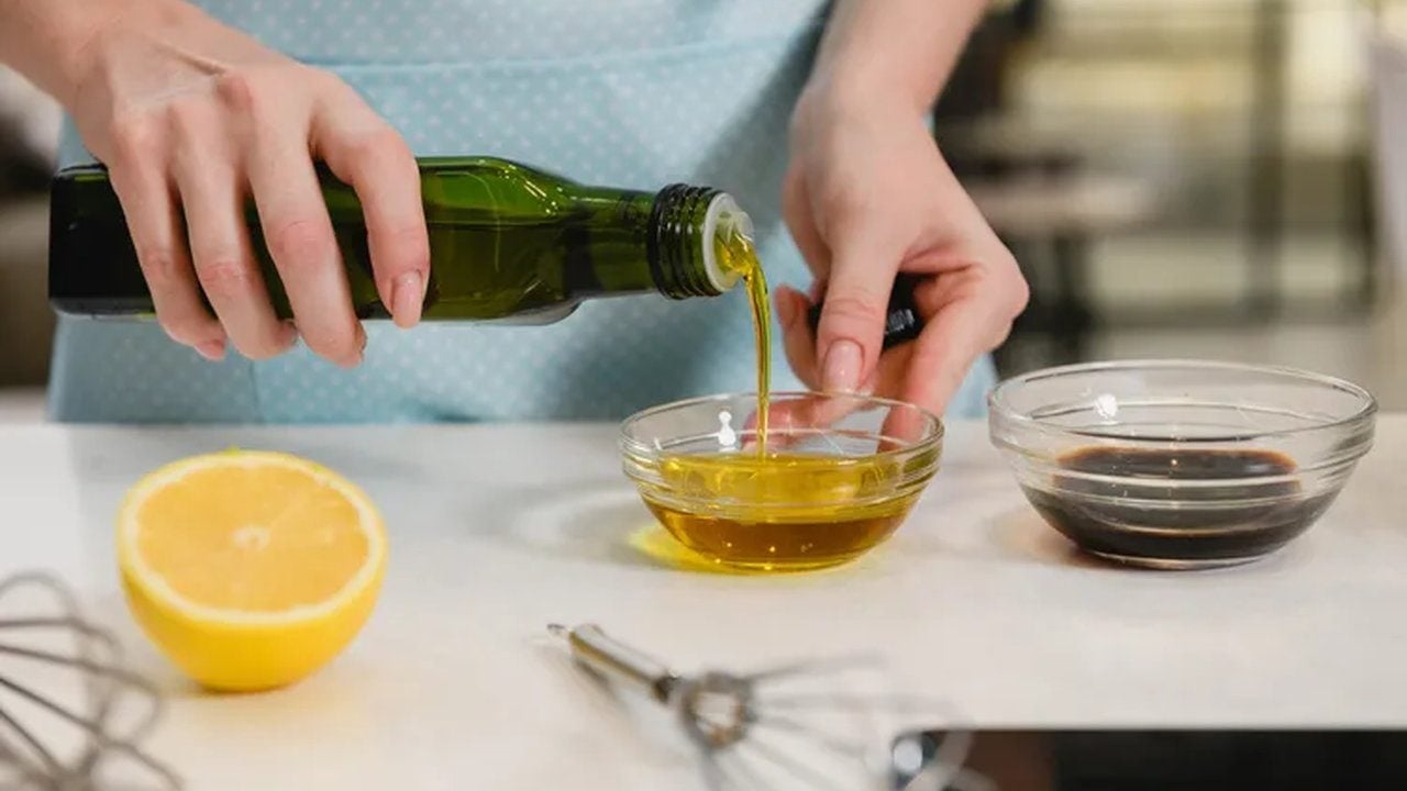 Foto - Kim bu Sabri Akın? Zeytinyağına tekstil boyası katıp tam 132 defa yakalandı: İşte Guinness Rekorlar Kitabı’na girecek skandal