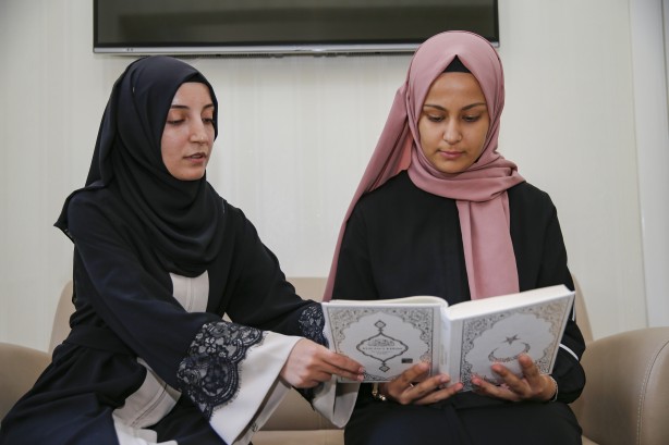 Foto - Haber Diyarbakır'dan geldi... Güzel sesiyle Kur'an-ı Kerim'i dünyaya duyurmak istiyor