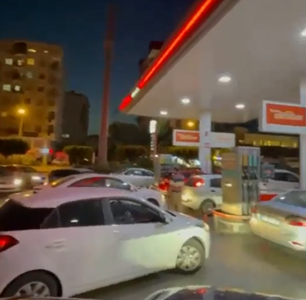 Foto - Haberi duyan koştu! Vatandaşlardan 'zam' kuyruğu!