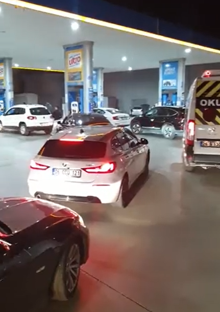 Foto - Haberi duyan koştu! Vatandaşlardan 'zam' kuyruğu!