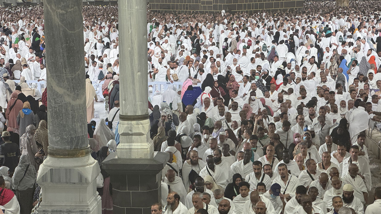 Hac yolculuğunda son durak! Türkiye'den giden son kafile Mekke'ye ulaştı
