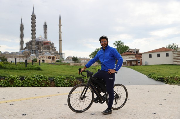 Foto - Hacca gitmek için Fransa'dan yola çıktı! Bisikletli gezgin Türkiye'de