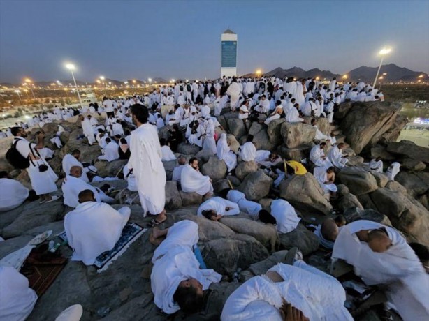 Foto - Hacı adayları Arafat'a çıktı! Eller semaya açıldı