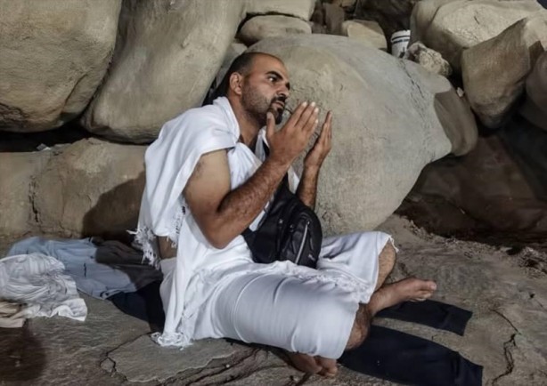 Foto - Hacı adayları Arafat'a çıktı! Eller semaya açıldı