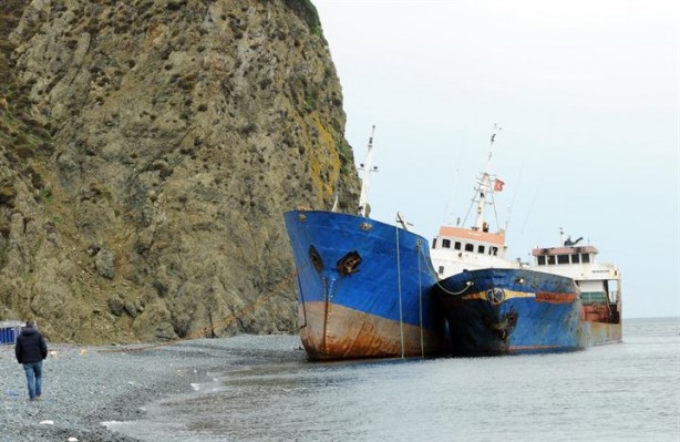 Foto - Hacizli gemileri parçalamaya çalışırken suçüstü yakalandılar