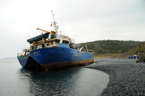 Foto - Hacizli gemileri parçalamaya çalışırken suçüstü yakalandılar