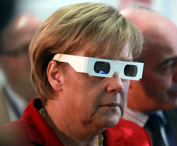 Foto - Hacker şoku! Merkel'in yazışmaları ele geçirildi