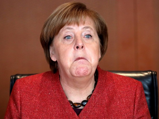 Foto - Hacker şoku! Merkel'in yazışmaları ele geçirildi