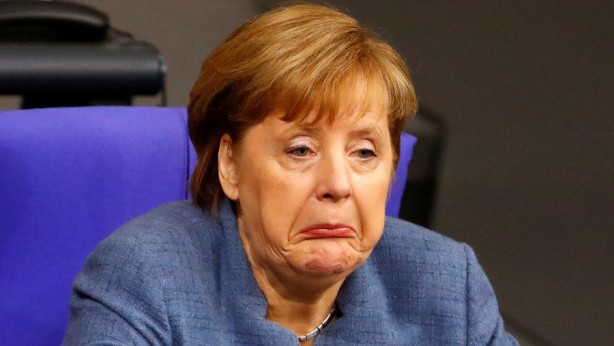 Foto - Hacker şoku! Merkel'in yazışmaları ele geçirildi