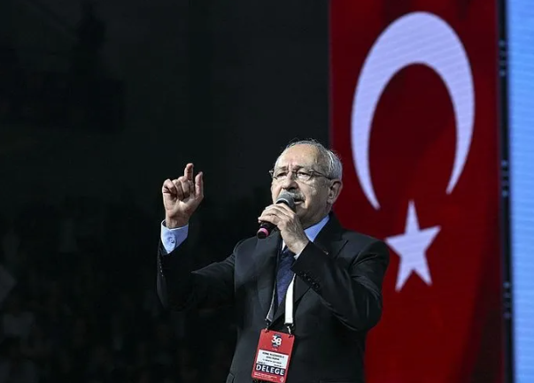 Foto - Hadi bi sor ben neden çekilmedim? Koltuğunu kaybettikten sonra ilk kez konuştu