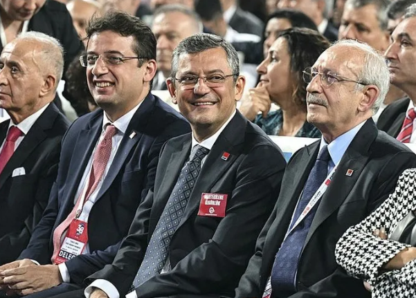Foto - Hadi bi sor ben neden çekilmedim? Koltuğunu kaybettikten sonra ilk kez konuştu