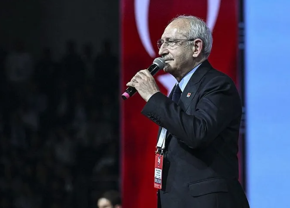Foto - Hadi bi sor ben neden çekilmedim? Koltuğunu kaybettikten sonra ilk kez konuştu