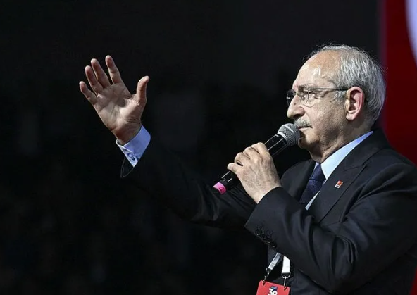 Foto - Hadi bi sor ben neden çekilmedim? Koltuğunu kaybettikten sonra ilk kez konuştu