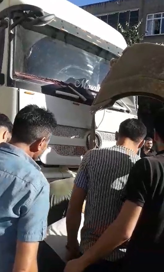 Foto - Hafriyat kamyonu dehşeti yaşattı! Baba ve 2 çocuğu ezildi