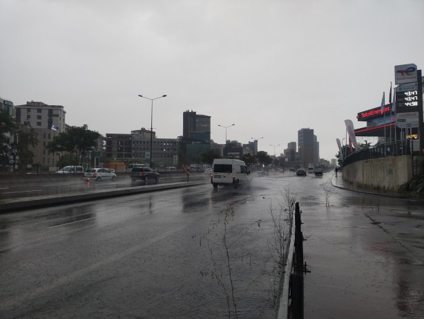 Foto - Hafta sonuna yağmurla uyandık