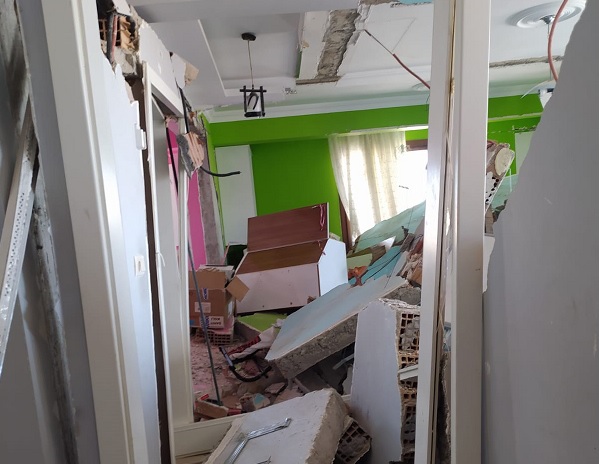 Haftalar sonra evine giren depremzede hayatının şokunu yaşadı