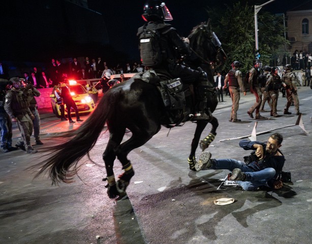 Foto - Haham Dov Lando çağrı yaptı ve İsrail karıştı: Ortodoks Yahudiler ile polis çatıştı 