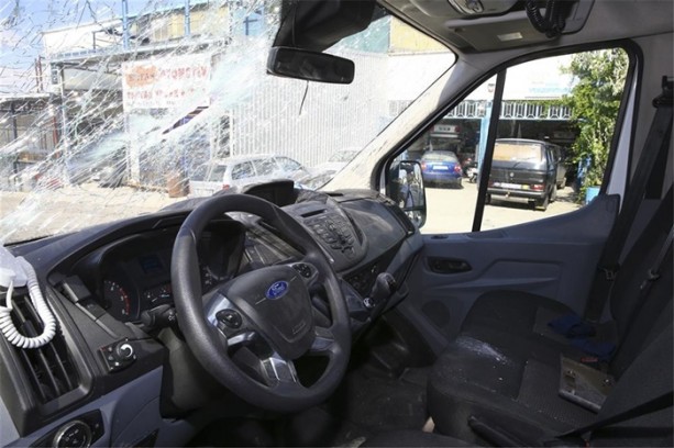 Foto - Hainler ambulansları hedef almışlar!