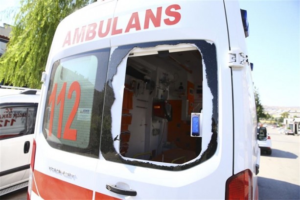 Foto - Hainler ambulansları hedef almışlar!