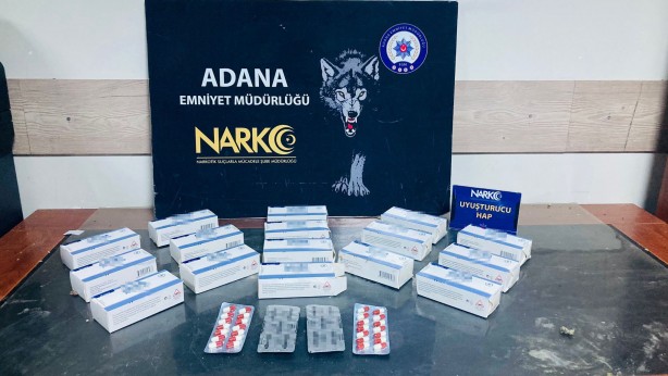 Foto - Hainlerden her gün yeni bir numara! El çantasındaki patatesin içinden çıktı