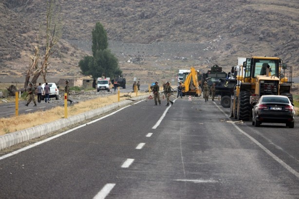 Foto - Hainlerin İntihar saldırısı sonrası olay yerinden ilk görüntüler