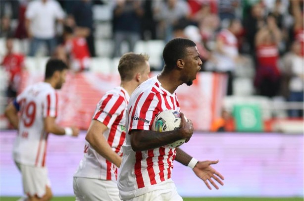 Foto - Haji Wright'a ABD'den Dünya Kupası sürprizi