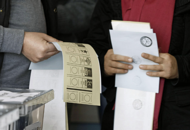 Foto - Hakan Bayrakçı seçime günler kala şaşırtan son anketi duyurdu: O ili yüzde 71 oy oranıyla kazanacak