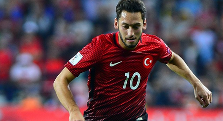 Foto - Hakan Çalhanoğlu, Almanya'yı karıştırdı! Şimdiden araştırmaya başladılar: Haydi hayırlı olsun artık…