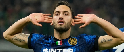 Foto - Hakan Çalhanoğlu'ndan iddialı sözler: Çok da mütevazisin Kaptan! İtalya'yı resmen sallıyor...