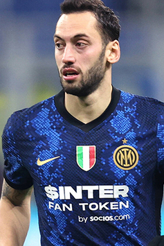 Foto - Hakan Çalhanoğlu'ndan iddialı sözler: Çok da mütevazisin Kaptan! İtalya'yı resmen sallıyor...