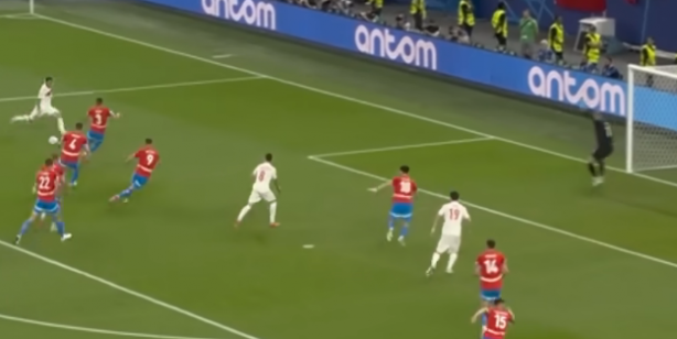 Hakan Çalhanoğlu'nun bu golü en iyi gol kategorisinde aday gösterildi