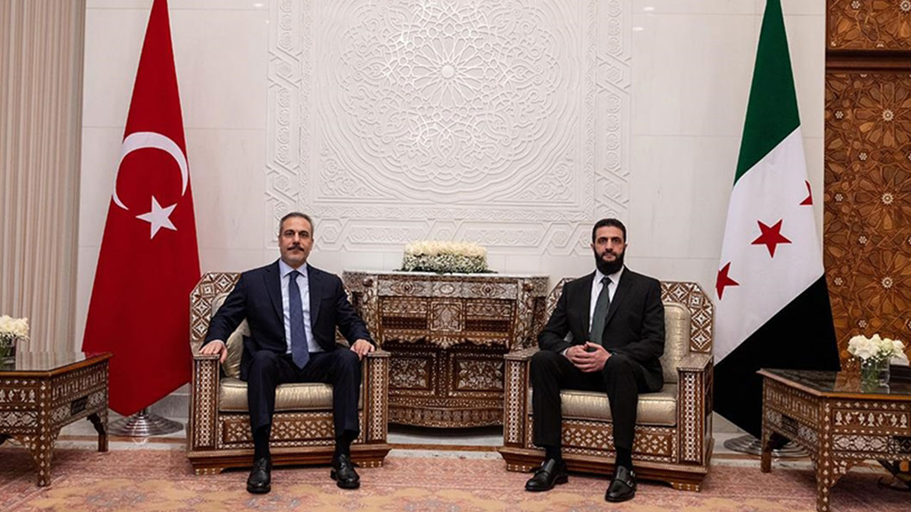 Foto - Hakan Fidan flaş gelişmeyi Türkiye'ye ilk kez duyurdu: El Şara yakında bunu yapacak