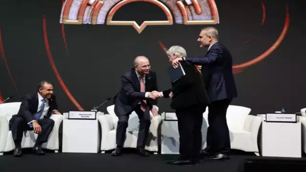 Hakan Fidan, görür görmez koşarak sarılmıştı! O ismin kim olduğu ortaya çıktı