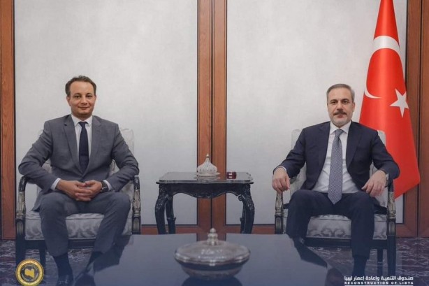 Hakan Fidan'dan Ortadoğu'da dengeleri değiştirecek görüşme! Bakın o isim kimin oğlu çıktı, kimse inanamadı