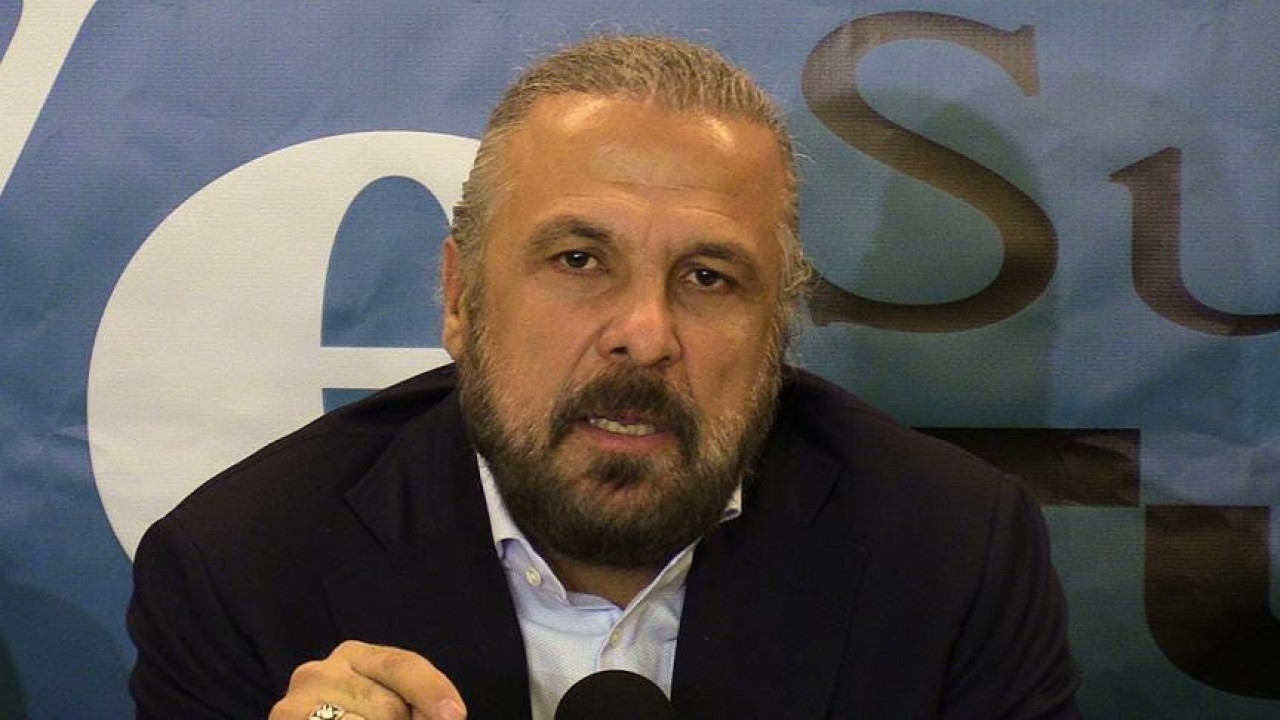 Hakan Fidan'la Riyad'a giden Mete Yarar duyurdu: Tam uçağa binerken telefonlara şöyle bir mesaj düştü