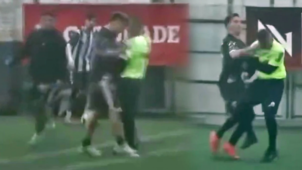 Hakeme saldıran futbolcu, maçın ardından öldürüldü! Direkt kafasına ateş edilerek infaz edildi 