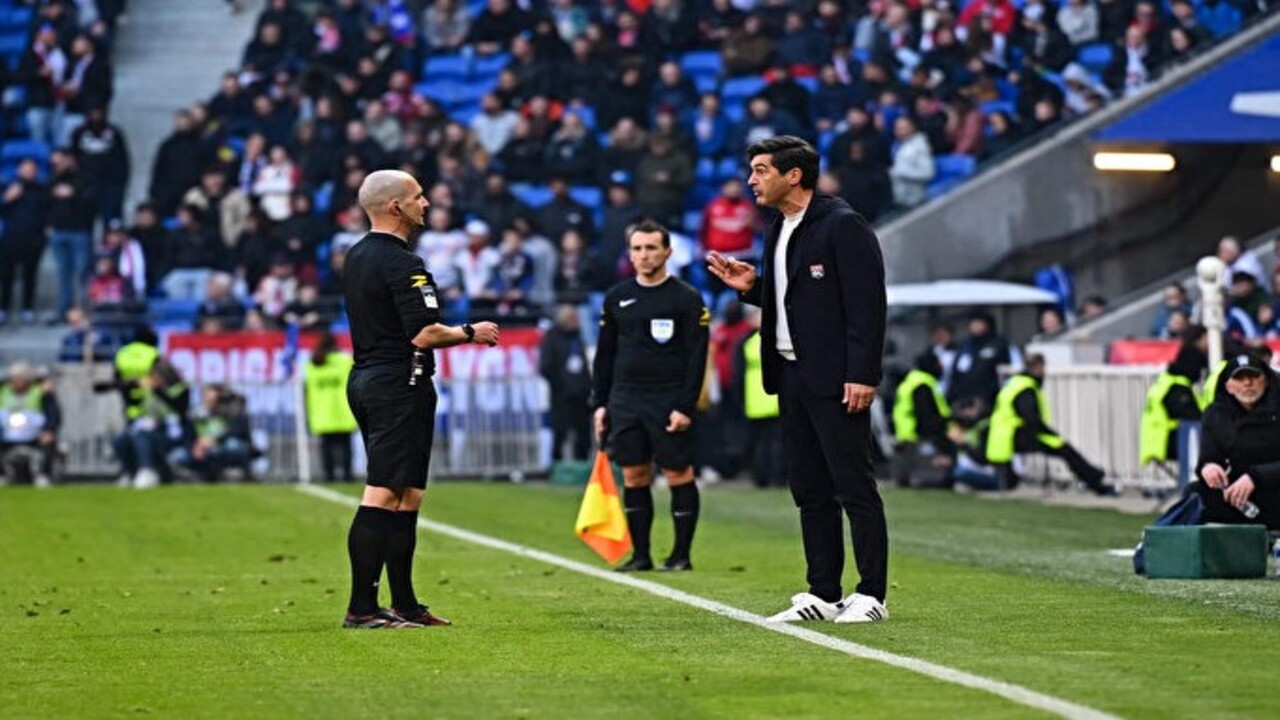 Foto - Hakemin üzerine yürümüştü! O teknik direktörün cezası açıklandı