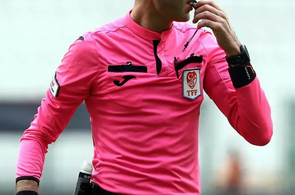 Hakemleri konuşmaya kaldığımız yerden devam! Bu kararı kimse tahmin etmezdi! 4 hafta sonra: