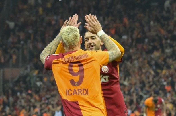 Foto - Hakim Ziyech'ten Fenerbahçe'ye olay gönderme: Biz daha büyük takımız