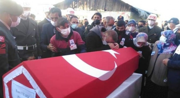 Foto - Hakkari şehidi Enes Yıldız Ardahan’da son yolculuğuna uğurlandı