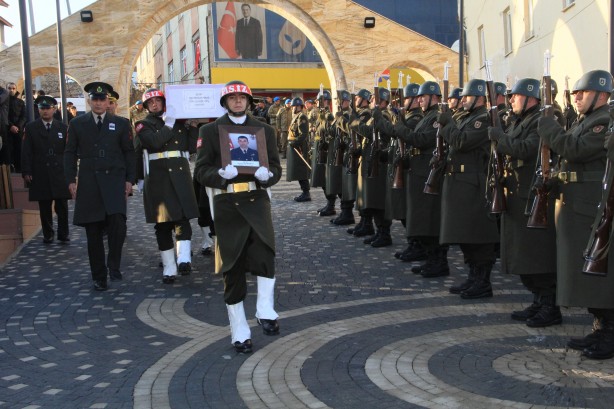 Foto - Hakkari şehidini uğurladı