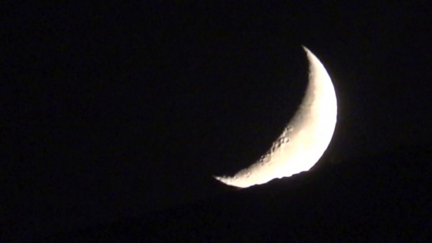 Foto - Hakkari Yüksekova’da hilal güzelliği