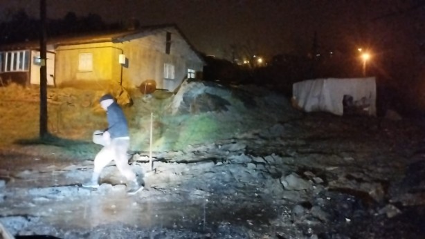 Foto - Hakkari’de sağanak yağış sele dönüştü! 15 mahalle sulara gömüldü