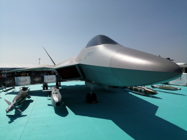 Foto - Hakkı Caşın bombayı patlattı! F-35'in esamesi okunmayacak, Türkiye yerli F-22'yi üretti
