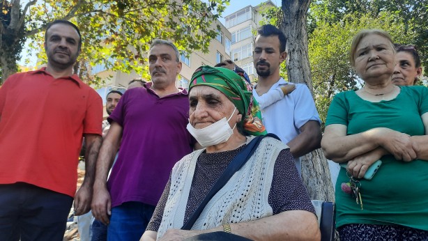 Foto - ‘Hakkımızı vermeden bizi çıkartıyorlar’ İBB üstlerine karabasan gibi çöktü